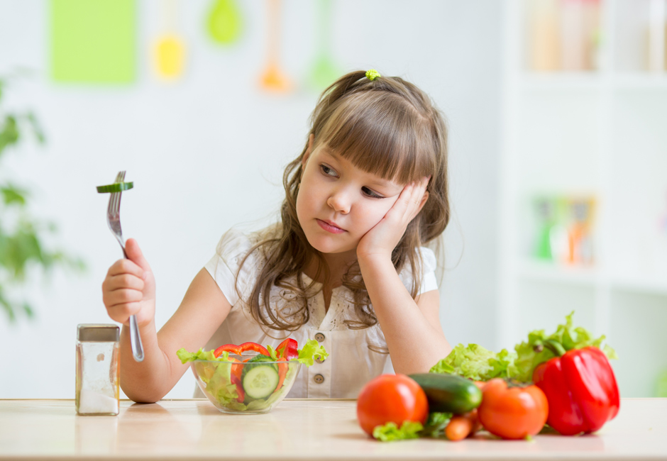 Nudging a tavola: un invito gentile a scelte più salutari