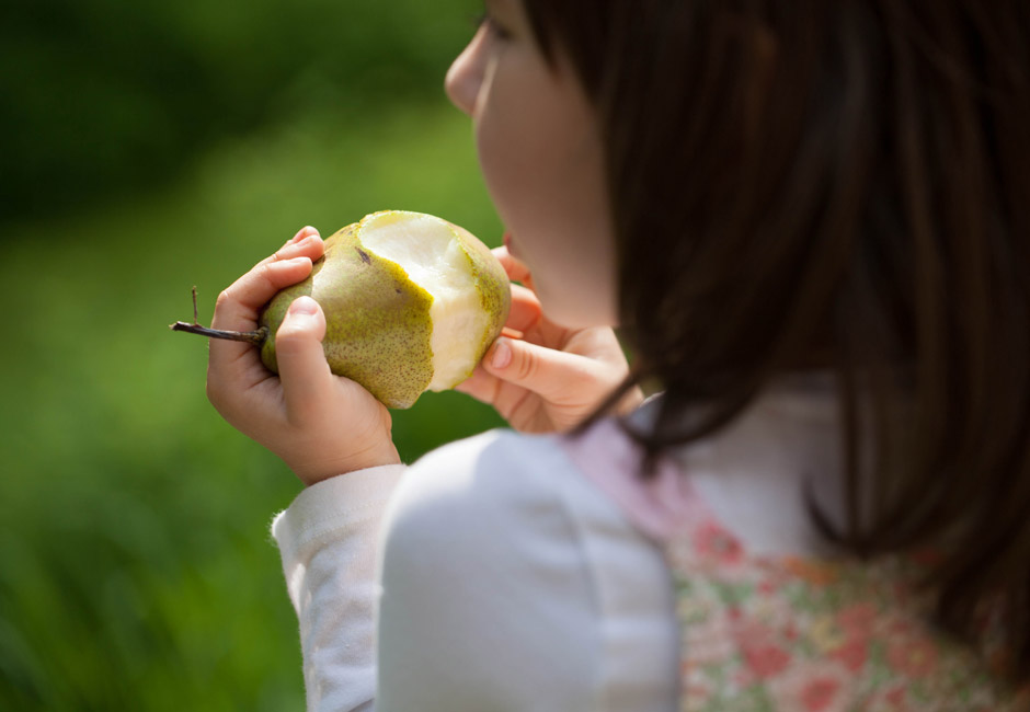 Come far mangiare la frutta ai bambini